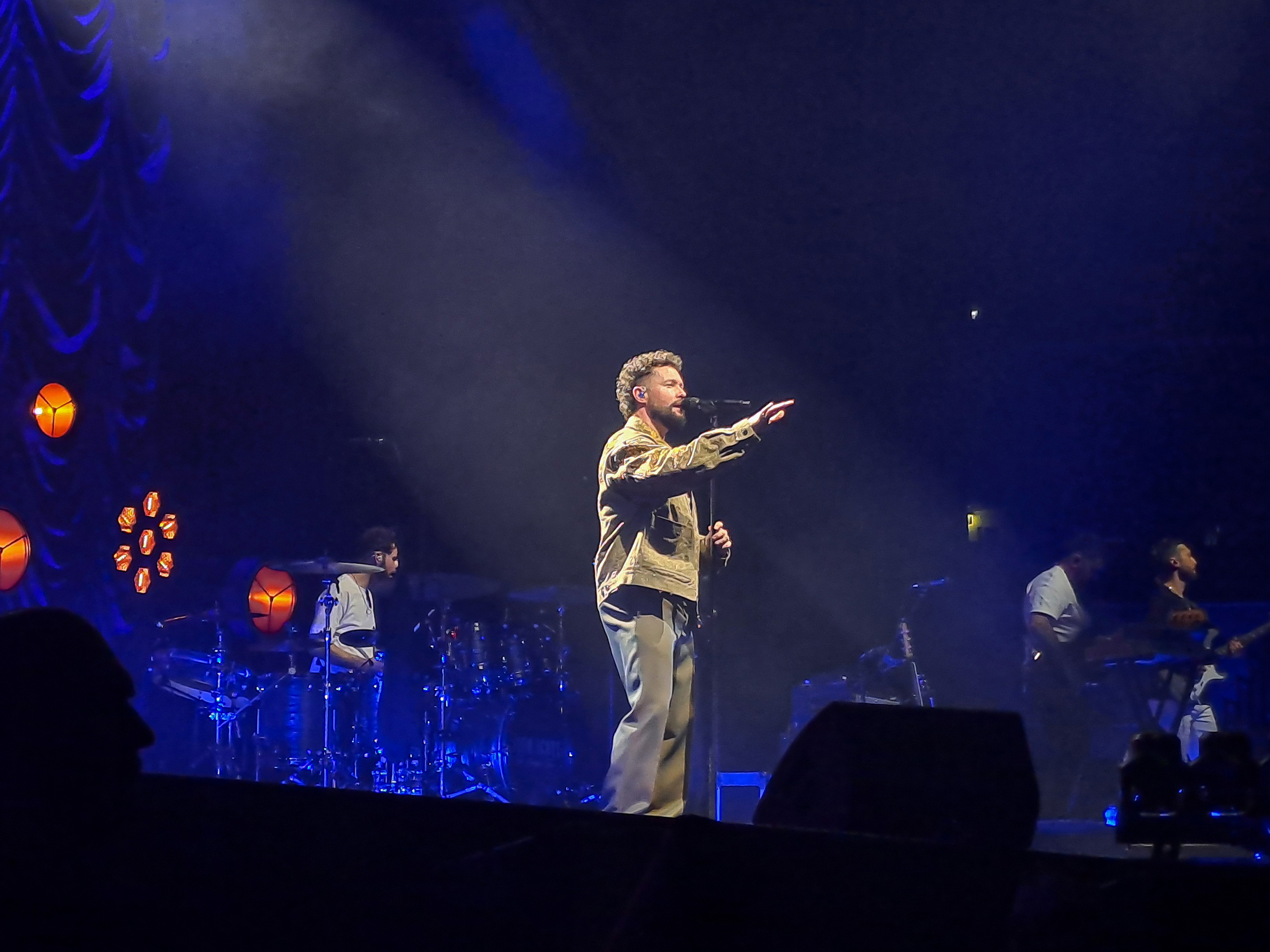 Cowboykalapok és gyertyafényben úszó lélektöredékek