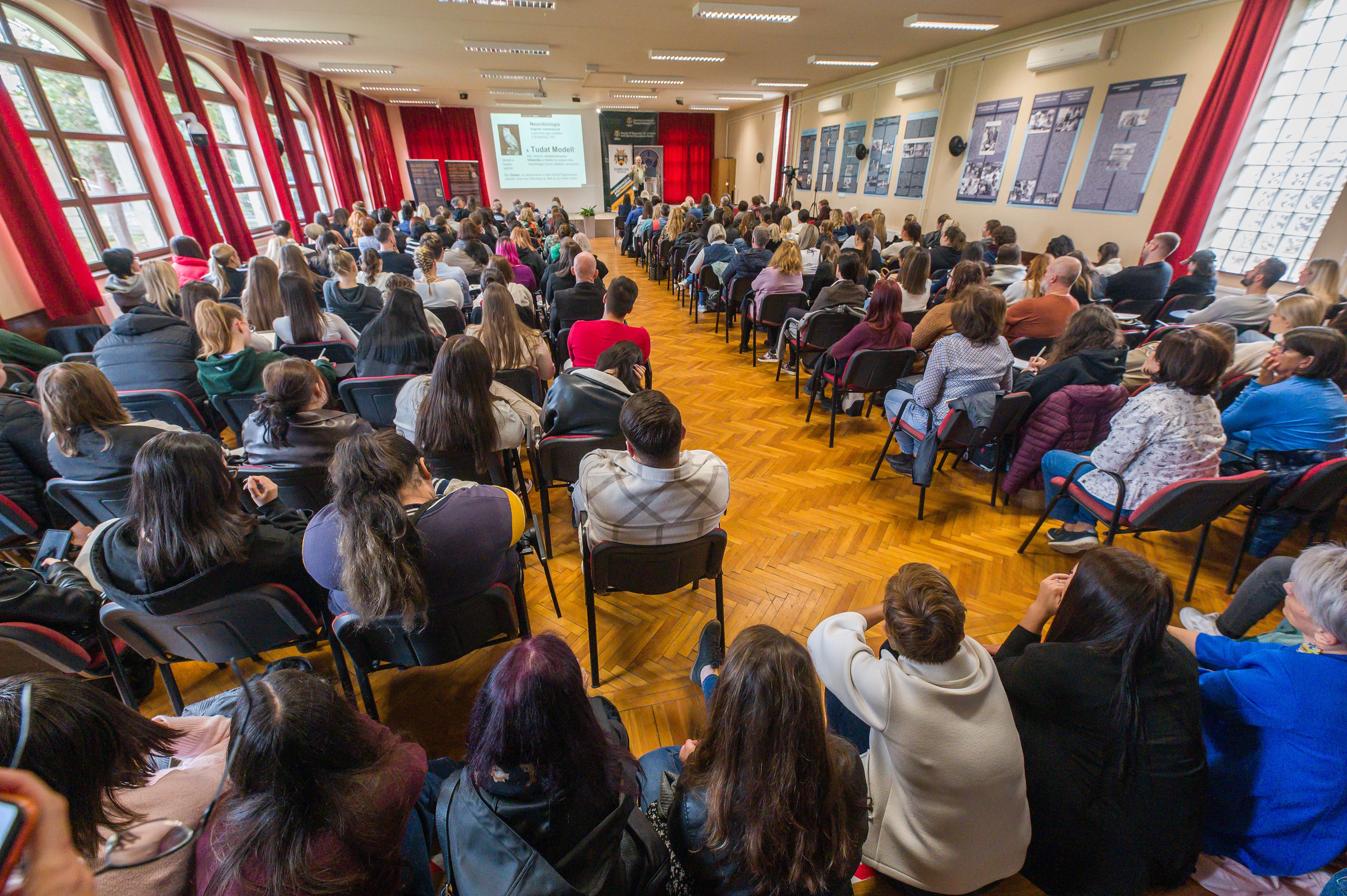 Mit kell tudnunk az antrozoológiáról?